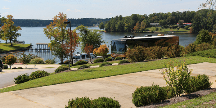 Lake Greenwood Motorcoach Resort | RVBuddy.com