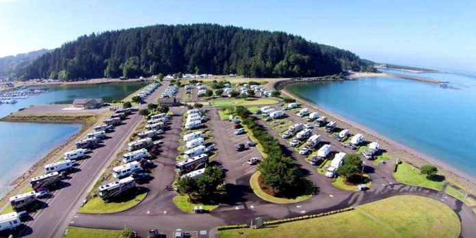 Winchester Bay RV Resort | RVBuddy.com