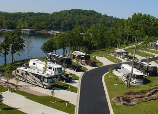 Ozarks Luxury RV Resort – Blue Eye, AR Ozarks Luxury RV Resort | RVBuddy.com