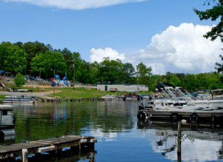 Lake Gaston Americamps – Bracey, VA Lake Gaston Americamps | RVBuddy.com