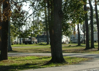 Pine Crest RV Park – Slidell, LA Pine Crest RV Park - Slidell, Louisiana | RVBuddy.com